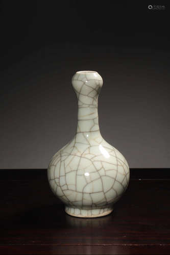 Chinese Crackle Glazed Porcelain Vase