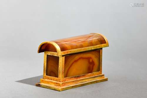 CHINESE AGATE SARIPUTTA BOX