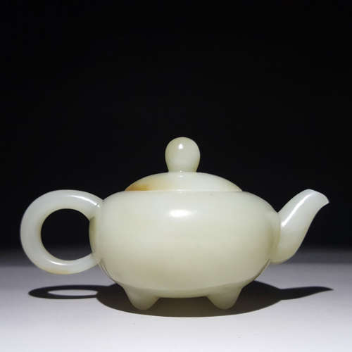 CHINESE WHITE JADE TEA POT