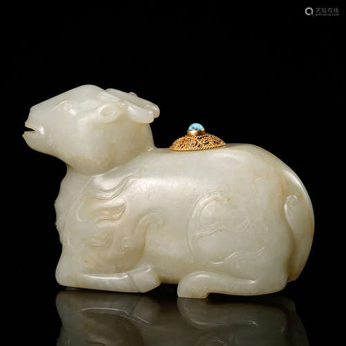 CHINESE CELADON JADE SHEEP WATER COUPE