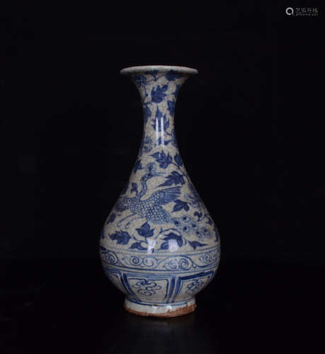 CHINESE BLUE WHITE PORCELAIN VASE