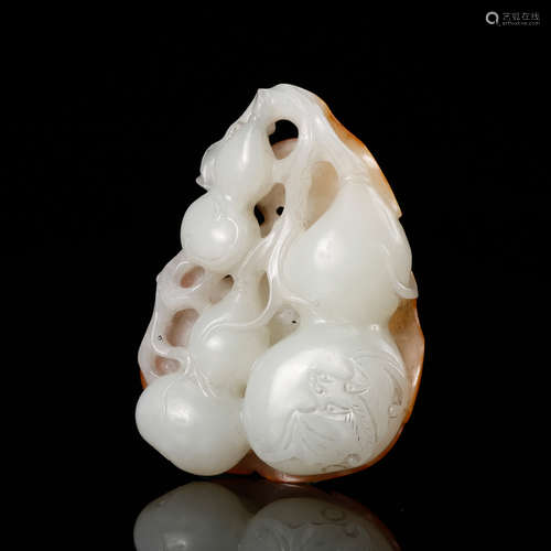 CHINESE WHITE JADE GOURD PENDANT