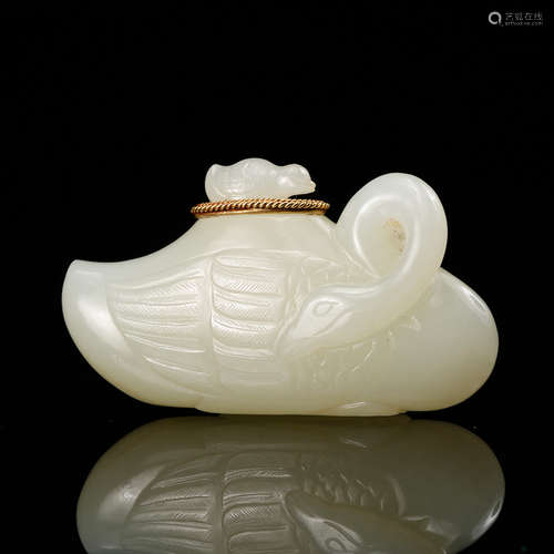 CHINESE WHITE JADE GOOSE