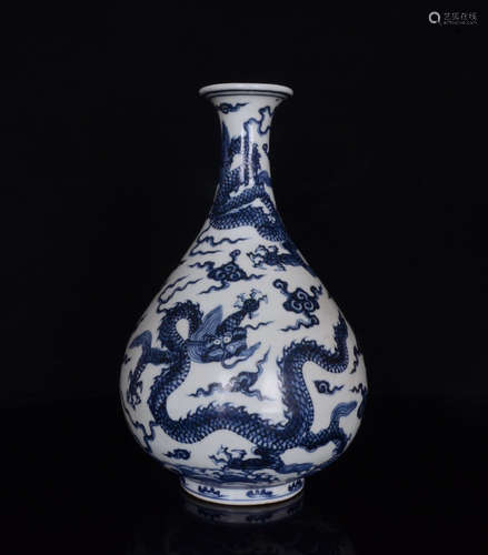 CHINESE BLUE WHITE DRAGON YUHUCHUN VASE