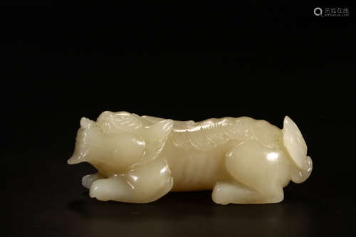 CHINESE JADE CARVED BEAST