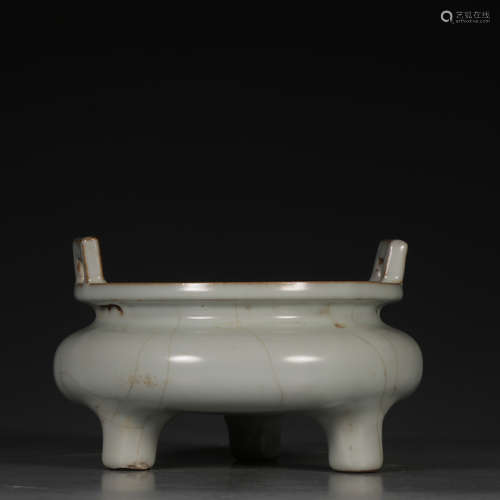 CHINESE CELADON GLAZED PORCELAIN CENSER