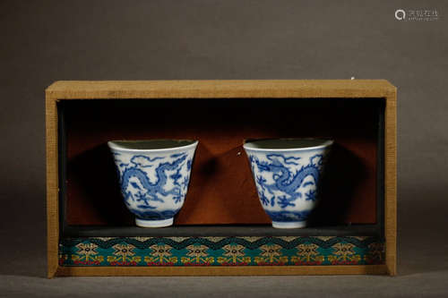 CHINESE BLUE WHITE PORCELAIN CUPS, PAIR