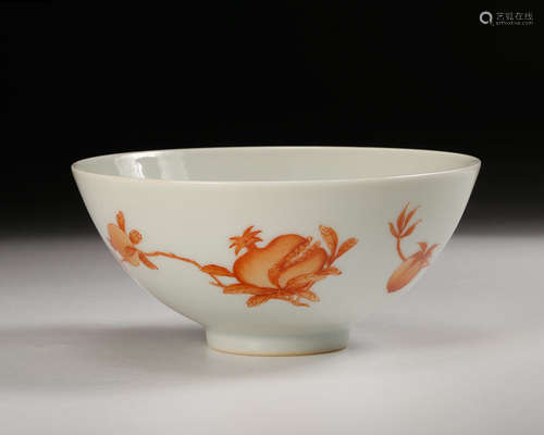 CHINESE FAMILLE ROSE PORCELAIN BOWL