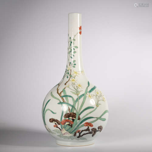 CHINESE FAMILLE ROSE PORCELAIN VASE, MARKED