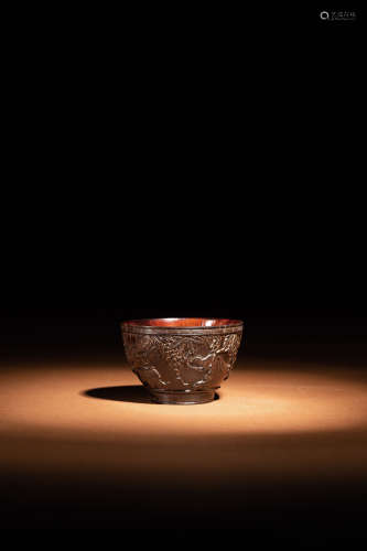 十八世紀 椰殼雕松鼠葡萄茶杯