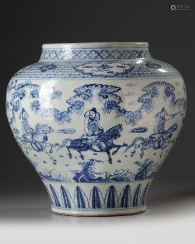 A LARGE CHINESE BLUE AND WHITE JAR, QING DYNASTY (1644-1911)