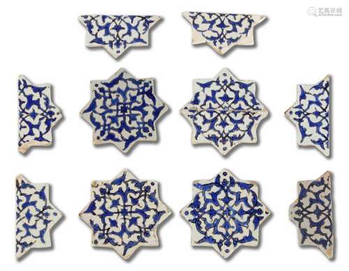 A GROUP OF TIMURID CUERDA SECA POTTERY STAR TILES, PERSIA, LATE 15TH CENTURY