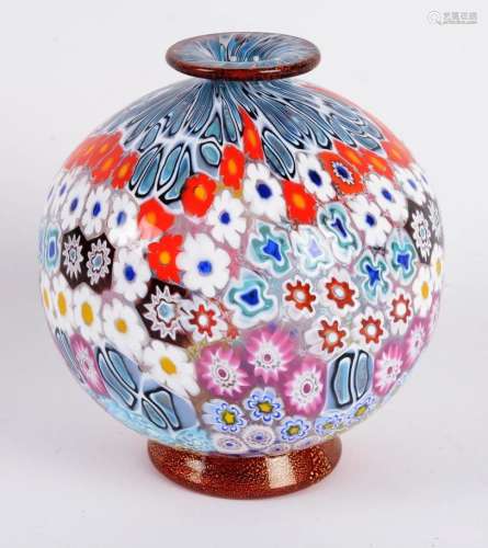 村野：花瓶millefiori灯泡。尺寸：15厘米×14厘米