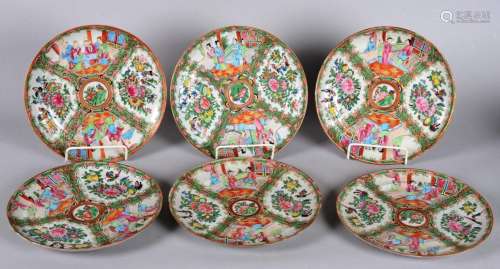 中国，广东十九世纪，六(6)个瓷盘，多色珐琅和金饰人物、花鸟纹饰，镀金很浅。直径：22厘米