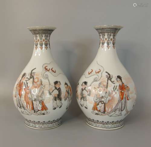 Art Porcelain Factory in 1980s, A Pair of Gilded Painting Ink Colour Glaze Okho Porcelain Vases