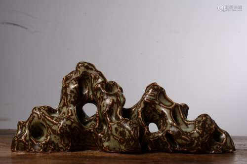 The Qing Dynasty, Mountain Model Bronze Glazed Porcelain Penholder