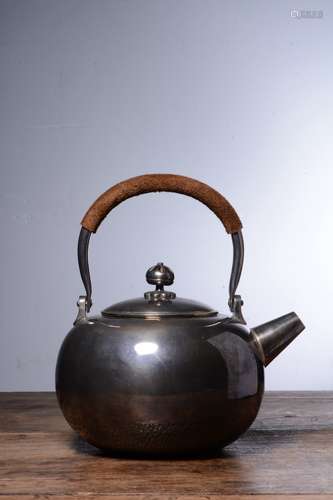 Showa Era Glossy Silver Teapot