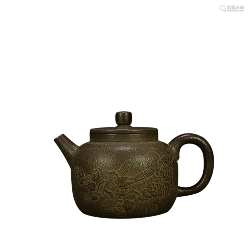 TEAPOT WITH 'SHAO XU MAO' INSCRIBED