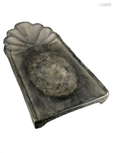 TRIPOD DUSTPAN FORM INKSTONE