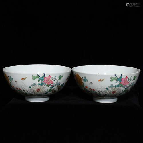 FAMILLE ROSE 'BIRD AND FLOWER' BOWL