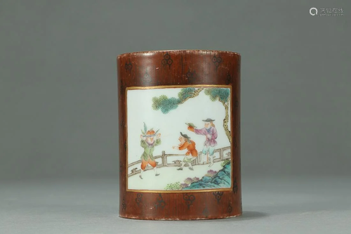 FAMILLE ROSE 'WESTERN FIGURE' BRUSH POT