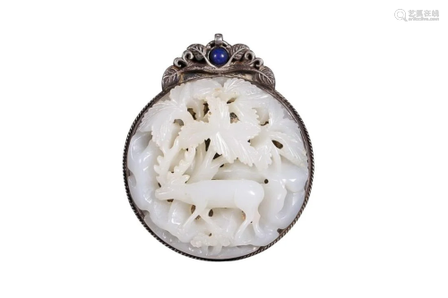 HETIAN JADE PENDANT CARVED WITH ANIMAL