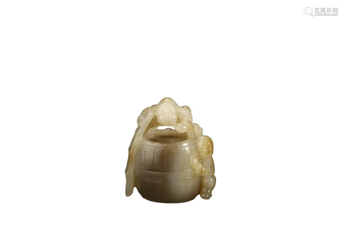 HETIAN JADE ORNAMENT OF BOY PLAYING DRUM