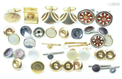 Collection Of Estate Cuff Links & Suit Buttons