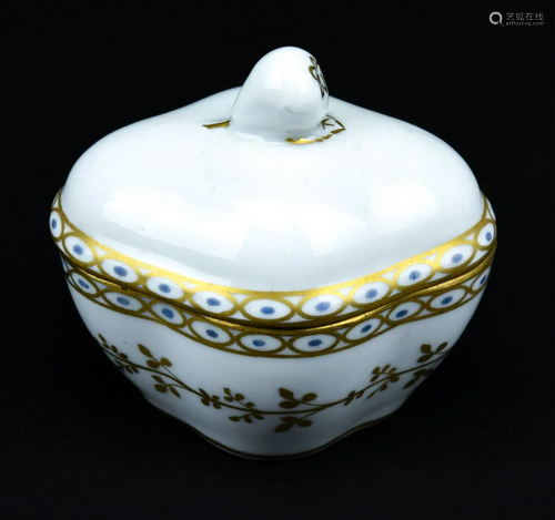 Richard Ginori Italian Porcelain Jewelry Box