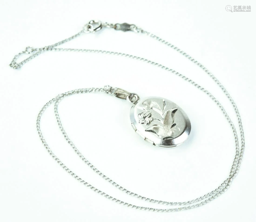 Sterling Silver Locket Necklace Pendant on Chain