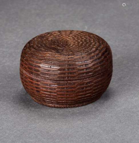 竹雕竹篓形盖盒