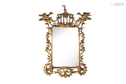 CHIPPENDALE STYLE CARVED GILTWOOD MIRROR