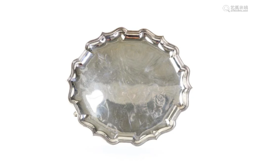 ENGLISH SILVER FOOTED SALVER, 609g