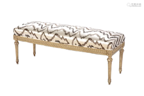 FRENCH BENCH WITH PATTERNED UPHOLSTERY