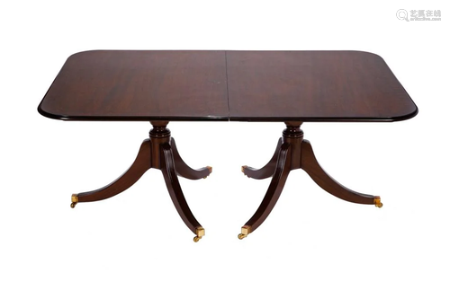 GEORGIAN STYLE DOUBLE PEDESTAL DINING TABLE