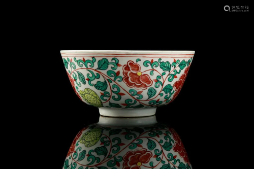 CHINESE MING EXPORT SWATOW POLYCHROME BOWL