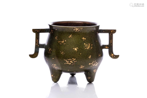 LARGE CHINESE BRONZE TRIPOD CENSER