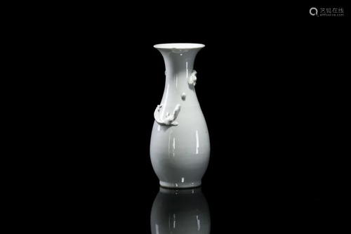 CHINESE BLANC DE CHINE DRAGON BOTTLE VASE