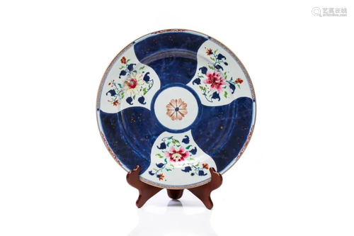 CHINESE EXPORT FAMILLE ROSE PORCELAIN CHARGER