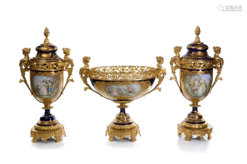 A FINE FRENCH THREE PIECE PORCELAIN GARNIATURE