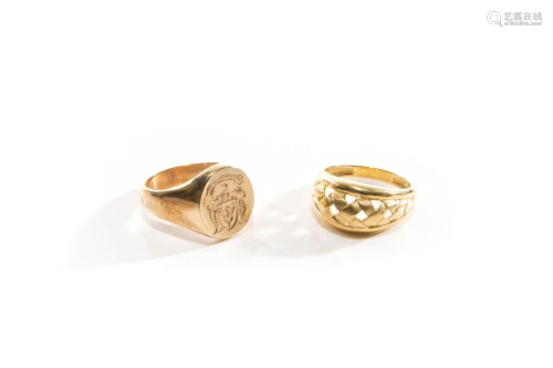 TWO GOLD RINGS, 24g