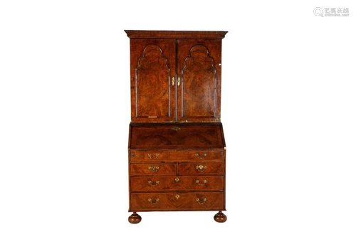 QUEEN ANNE ENGLISH BURLED WALNUT BUREAU