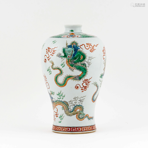 CHINESE FAMILLE ROSE DRAGON MEIPING JAR