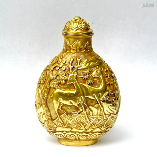 RARE, SOLID GOLD SNUFF BOTTLE IN DEER RELIEF