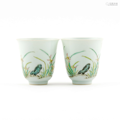 PAIR OF CHINESE FAMILLE ROSE LANDSCAPE CUPS