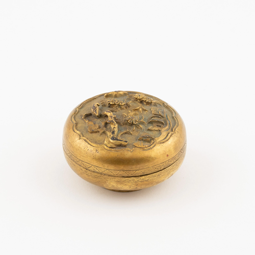 CHINESE GILT BRONZE TRINKET BOX