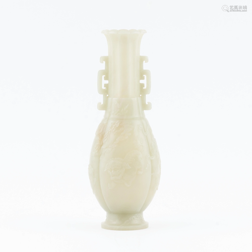 SUPERB WHITE JADE BEGONIA VASE