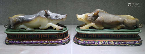 PAIR OF HETIAN JADE CARVED WILD BOAR