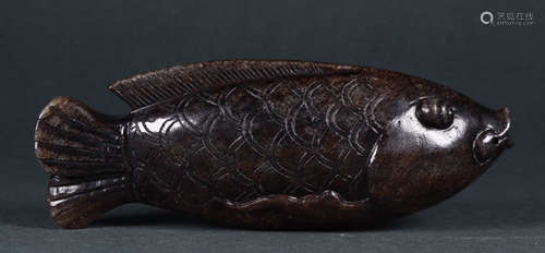 ANTIQUE JADE CARVED FISH