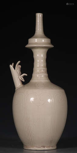 DINGYAO POT WITH DRAGON DECORATION